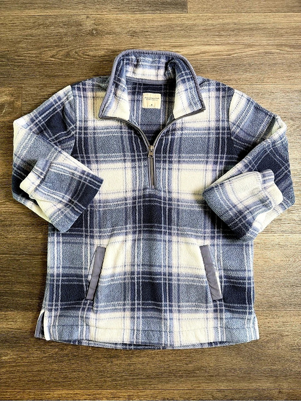 Abercrombie & Fitch Soft A&F Collection Plaid Quarter Zip Fleece Pullover Medium